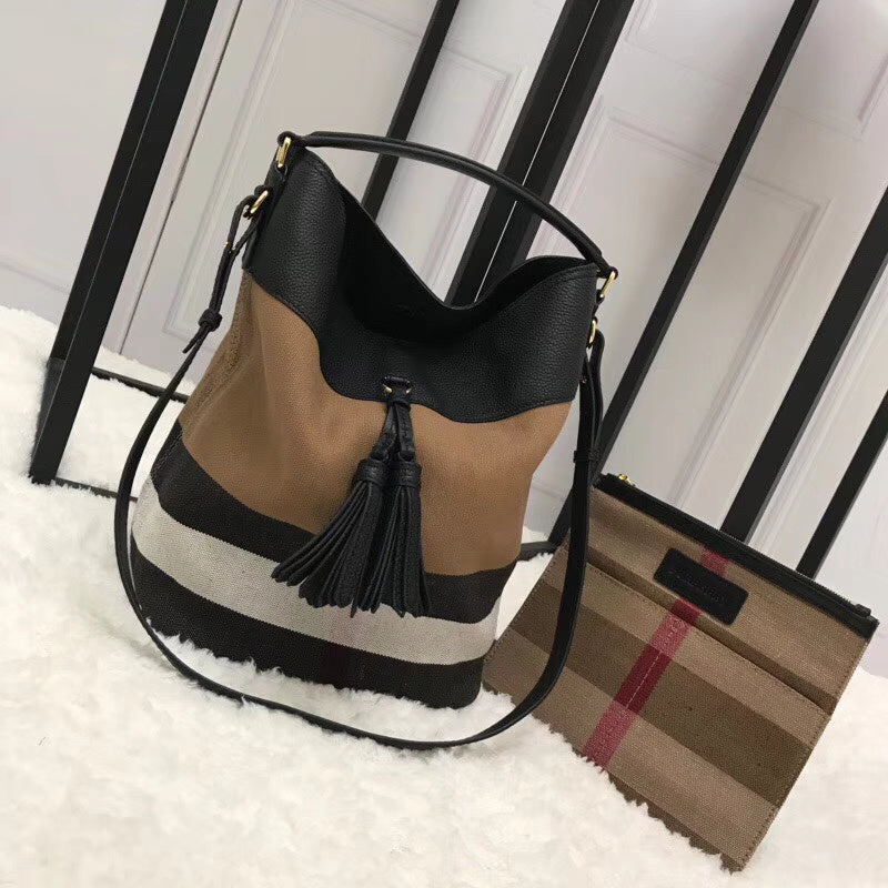 Burberry Bags - Bagsattire   527