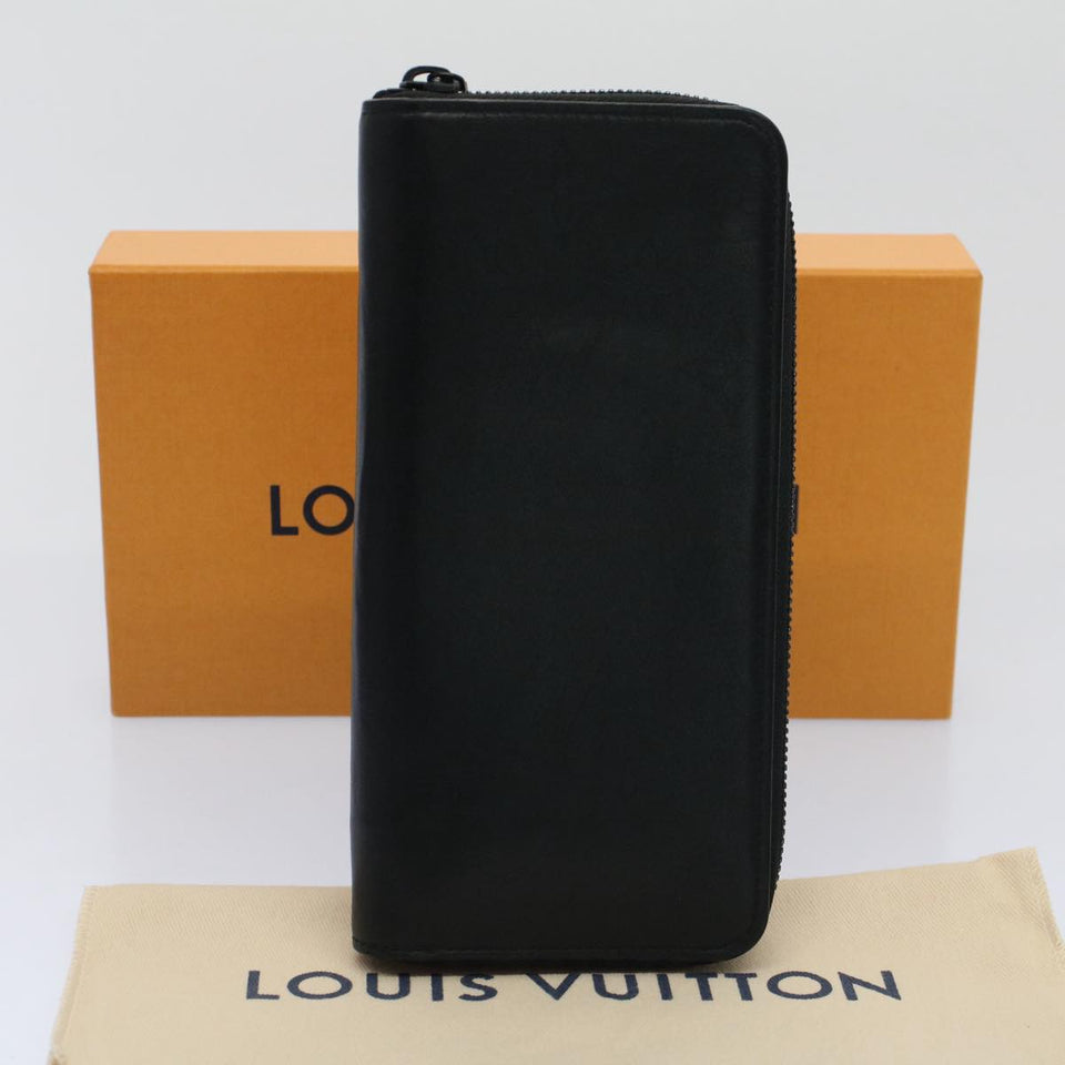 LOUIS VUITTON Zippy Wallet Vertical