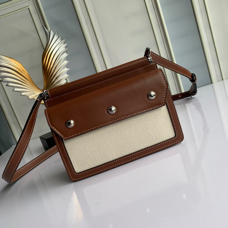 Burberry Bags - Bagsattire   758