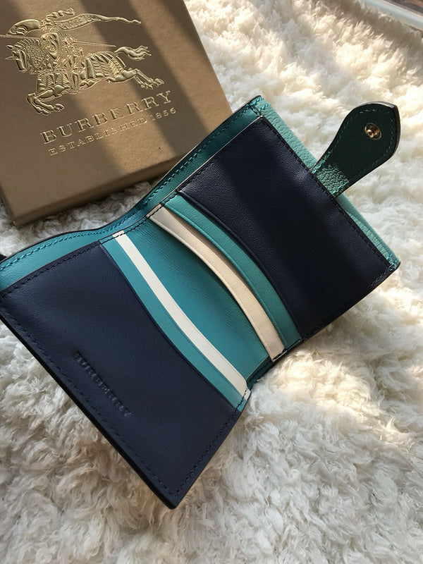 Burberry Bags - Bagsattire   542