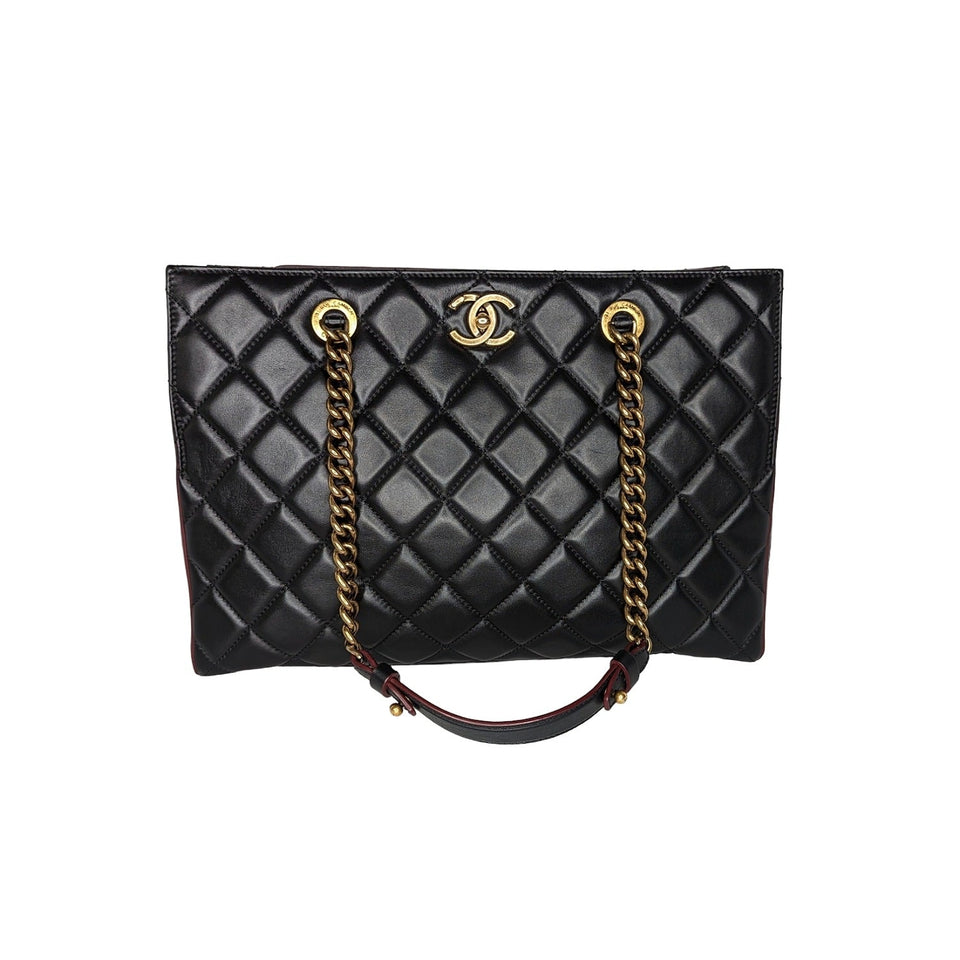 Chanel bag Black Quilted Calfskin Perfect Edge Tote
