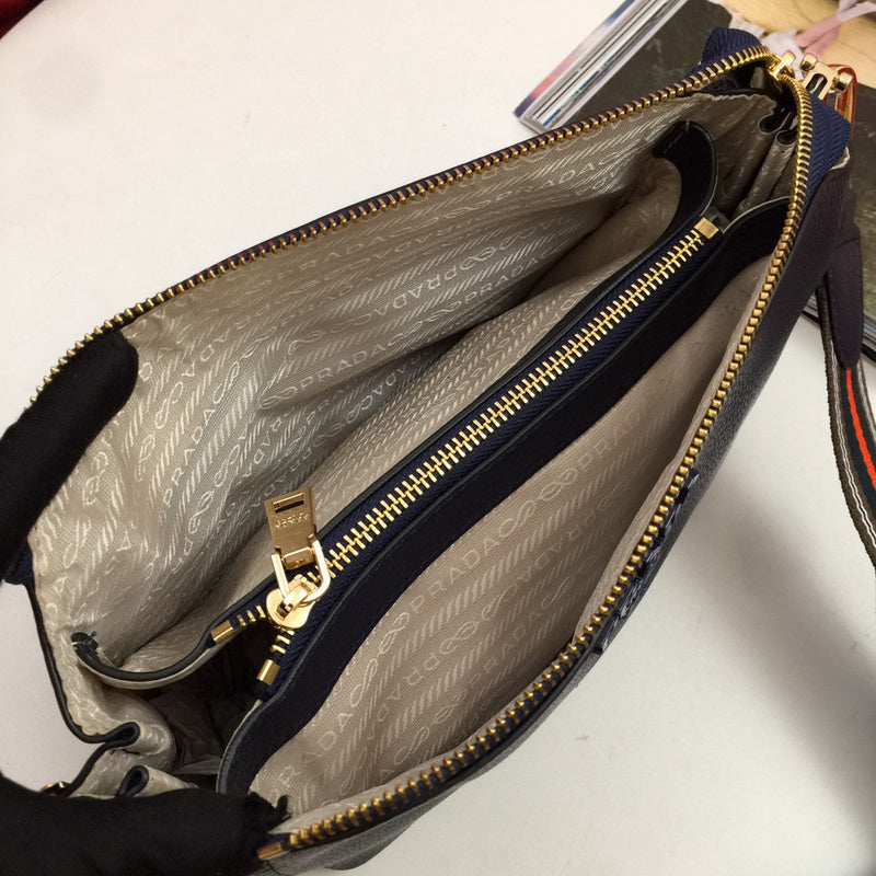 Barnes-Bags - Prada Bags - 975