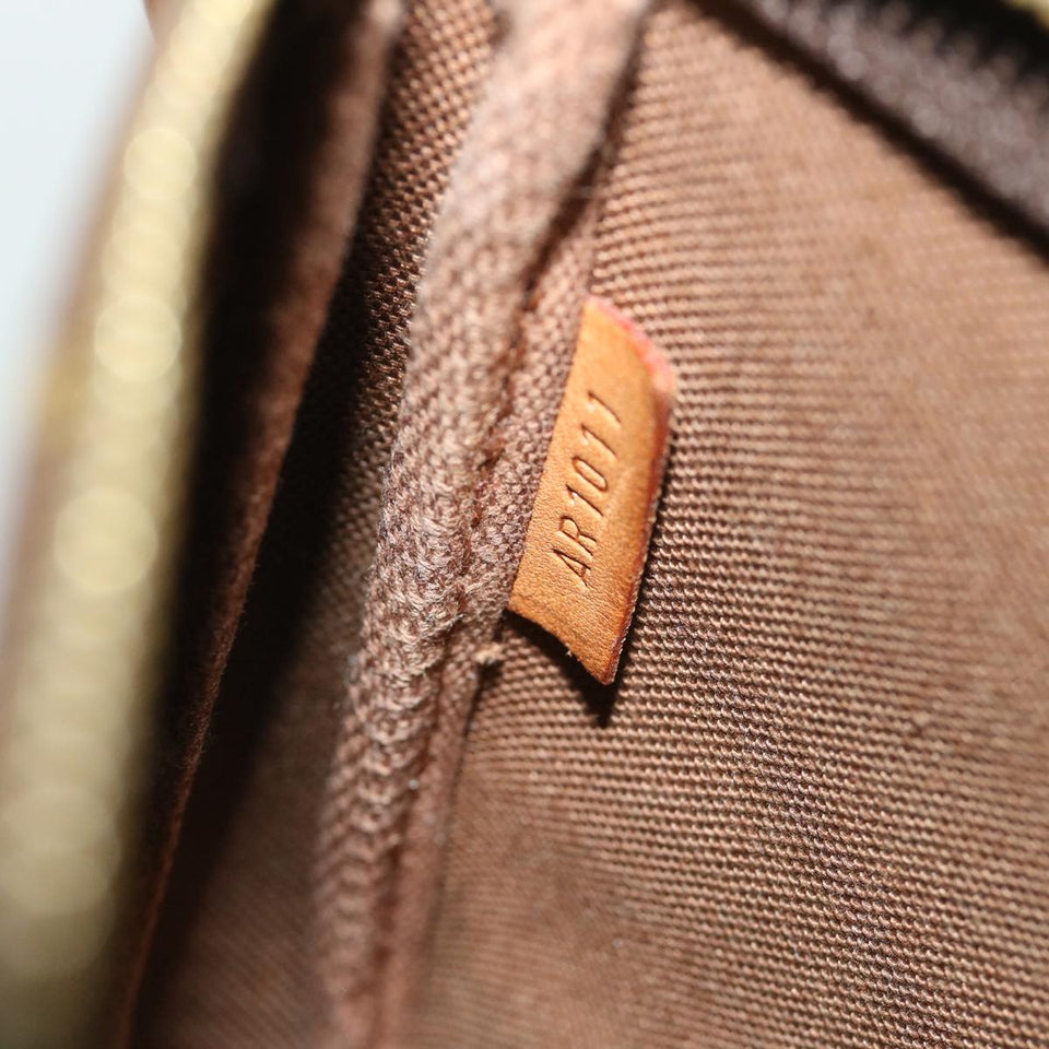 Louis Vuitton Pochette Accessoires  Canvas Clutch Bag