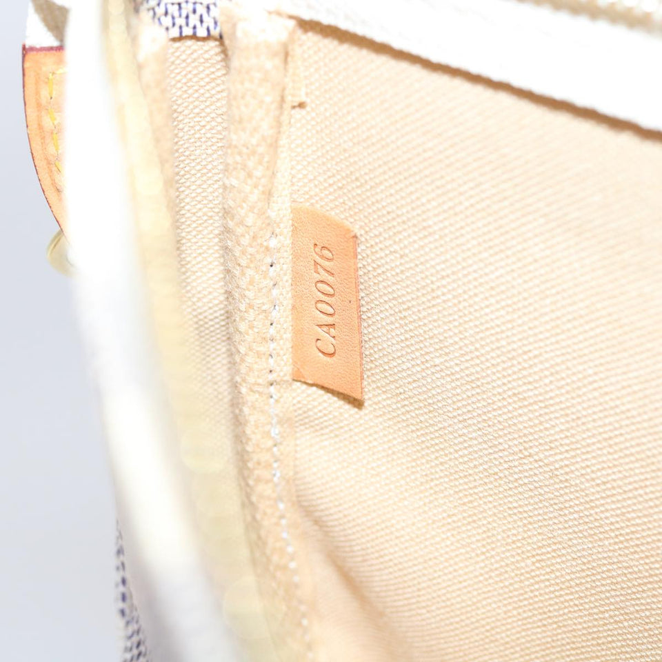 Louis Vuitton Pochette Accessoires  Canvas Clutch Bag