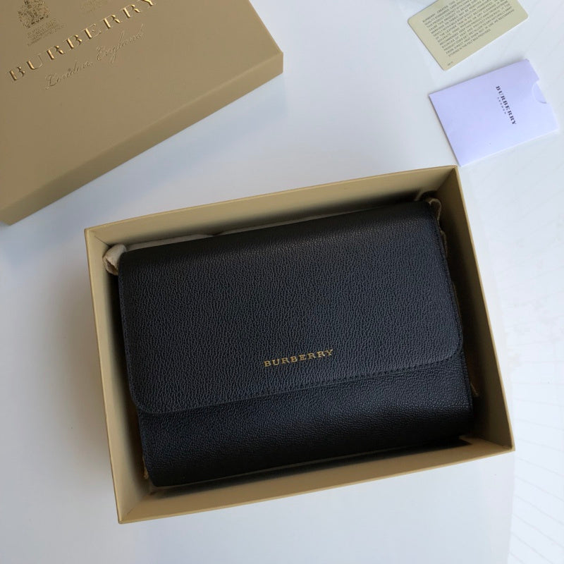 Burberry Bags - Bagsattire   252