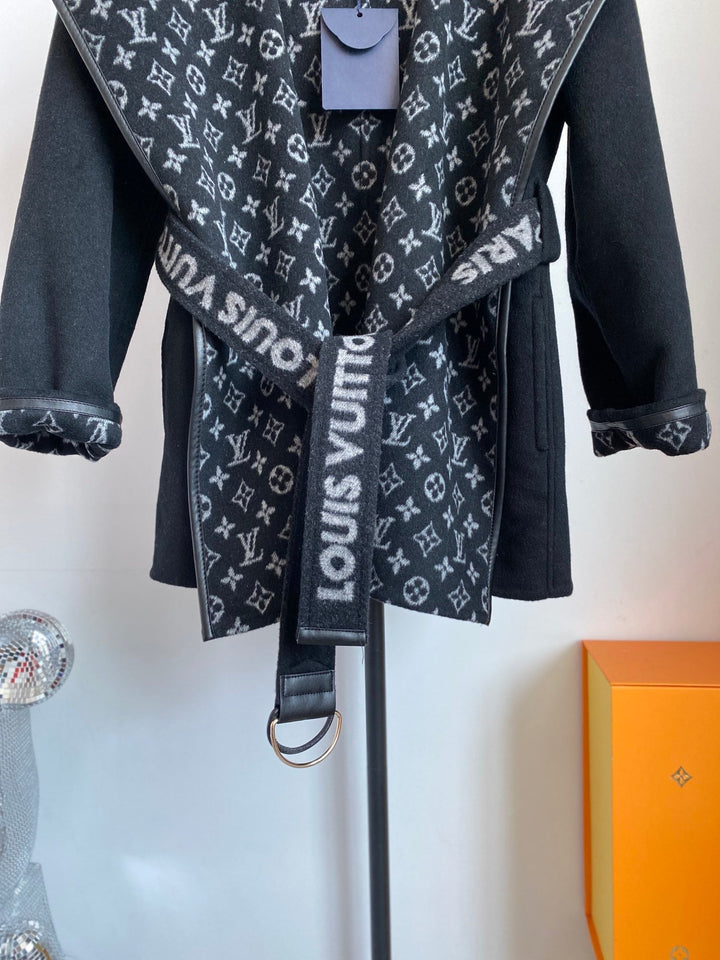 Luxury Louis Vuitton  Wrap Coat 041