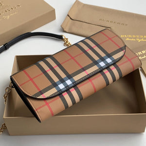 Burberry Bags - Bagsattire   659