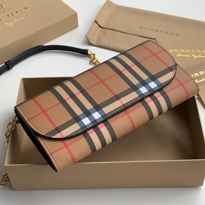 Burberry Bags - Bagsattire   659