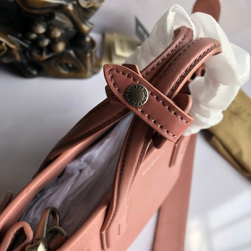 Burberry Bags - Bagsattire   480