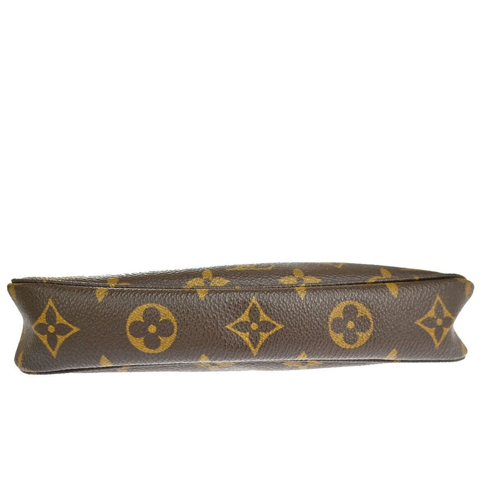 Louis Vuitton Pochette Accessoires  Canvas Clutch Bag
