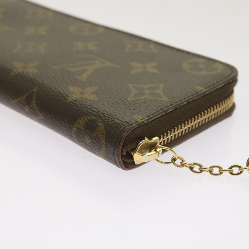 LOUIS VUITTON Zippy Wallet