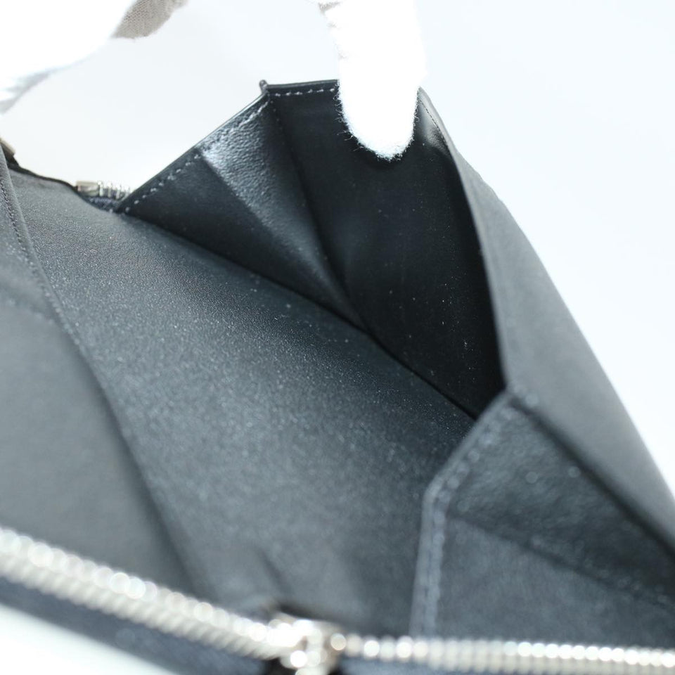 LOUIS VUITTON Zippy Wallet Vertical