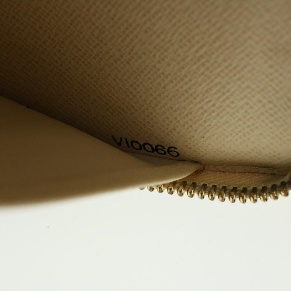 LOUIS VUITTON Zippy organizer Wallet