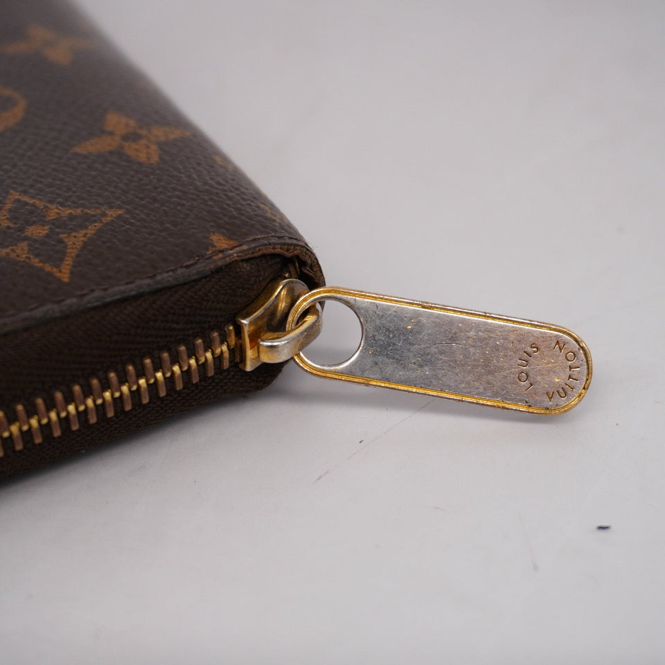 LOUIS VUITTONAuth  Monogram Zippy Wallet M42616 Long Wallet [bi-fold]