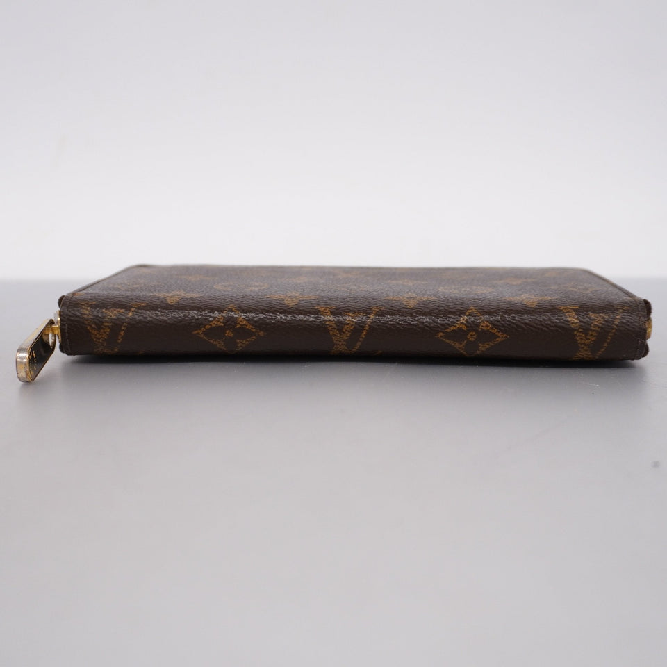 LOUIS VUITTONAuth  Monogram Zippy Wallet M42616 Long Wallet [bi-fold]
