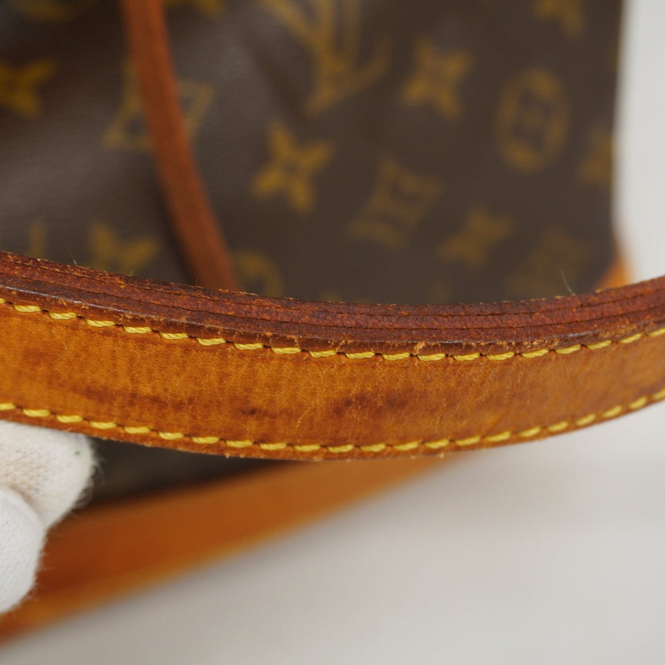 LOUIS VUITTONAuth  Monogram Noe M42224 Women's Shoulder Bag