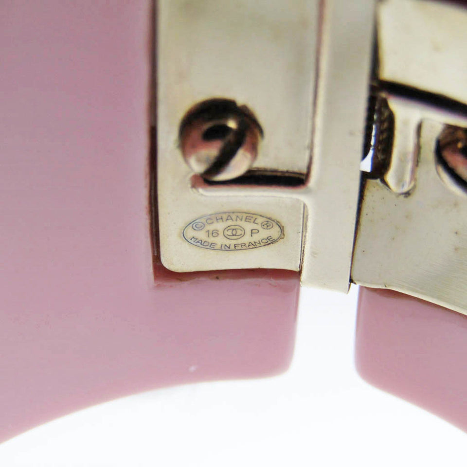 CHANEL Here Mark Resin Bangle Black,Pink
