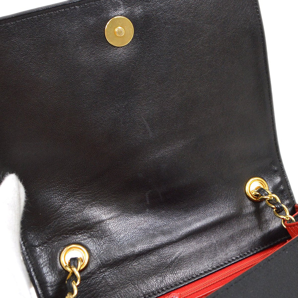 CHANEL 1989-1991 Black Satin Quilted Shoulder Bag