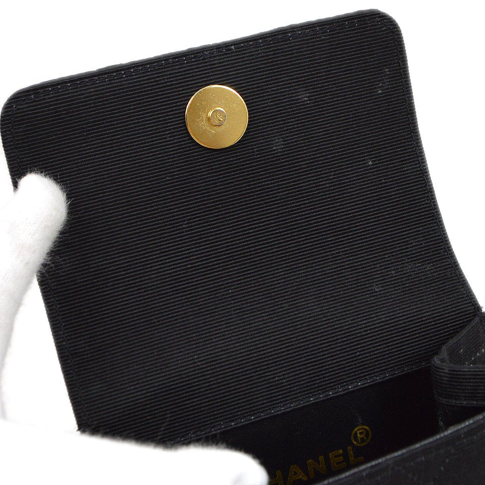 CHANEL 1989-1991 Black Canvas Quilted Belt Bag