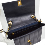 CHANEL 1991-1994 Vertical Border Flap Small Navy Lambskin