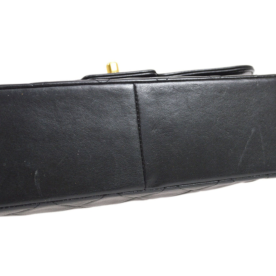 CHANEL 1991-1994 Border Flap Medium Black Lambskin