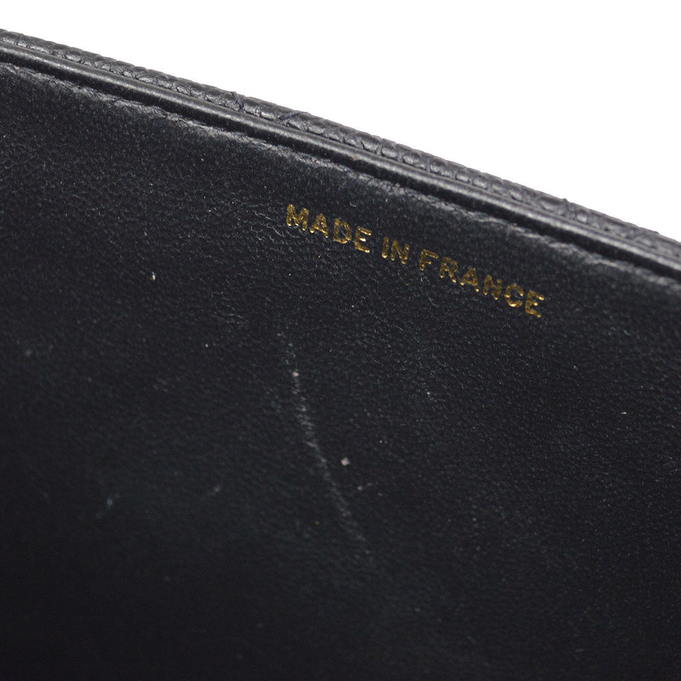 CHANEL 1994-1996 Black Caviar Diana Medium