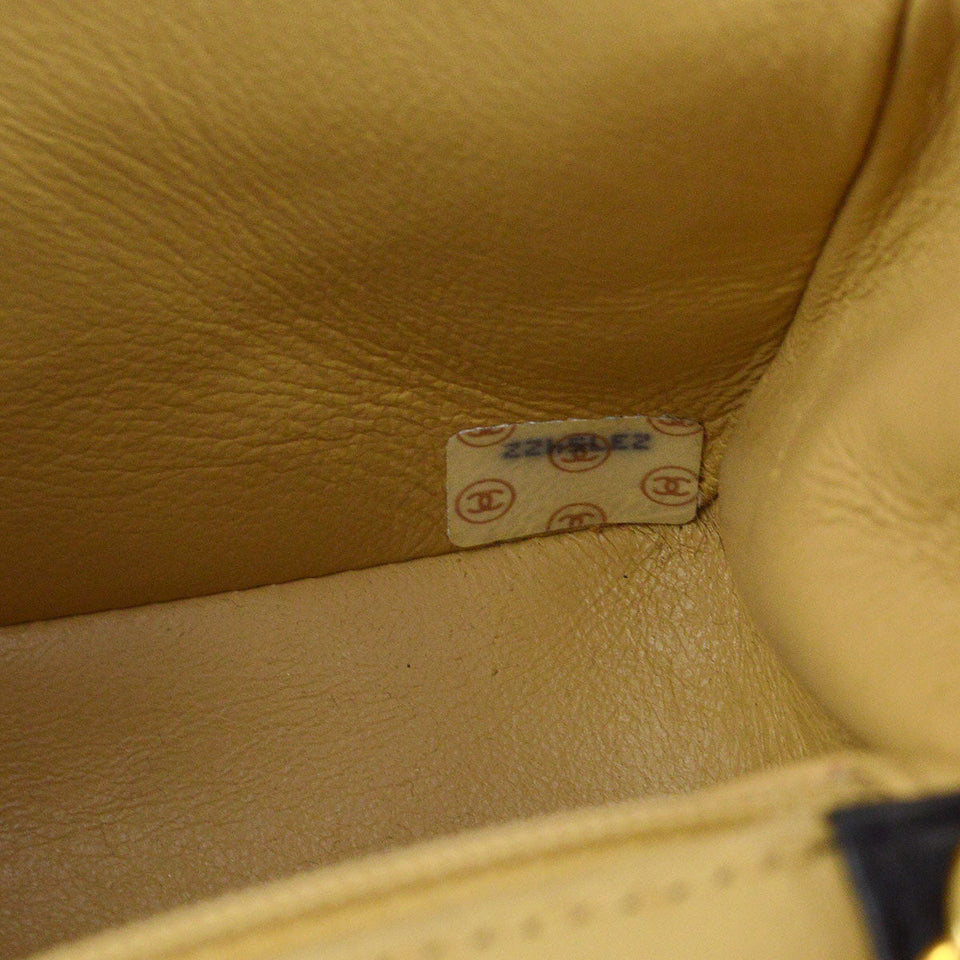 CHANEL 1991-1994 Vertical Border Flap Mini Beige Lambskin