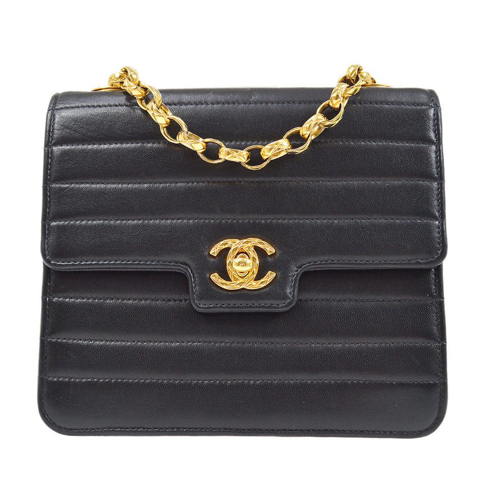 CHANEL 1991-1994 Black Lambskin horizontal Flap Bag