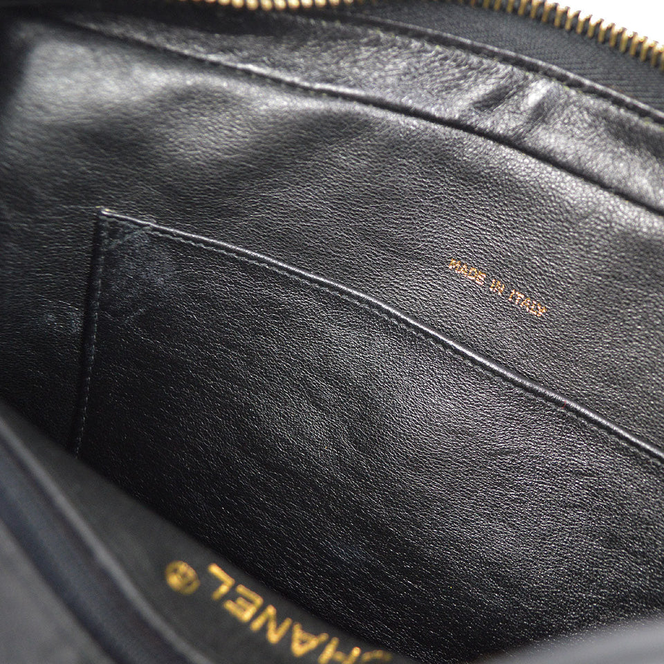 CHANEL 1991-1994 Black Velvet Diamond Camera Bag Small