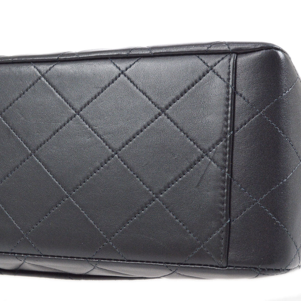 CHANEL 1995 Black Lambskin Classic Flap Maxi