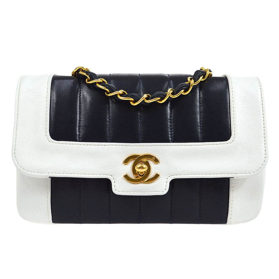 CHANEL 1991-1994 Vertical Border Flap Mini Navy Lambskin