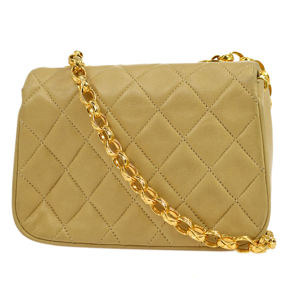 CHANEL 1997-1999 Round Flap Mini Beige Lambskin