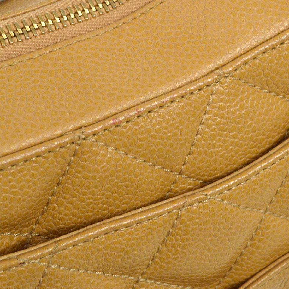 CHANEL 2004-2005 Hobo Bag Beige Caviar