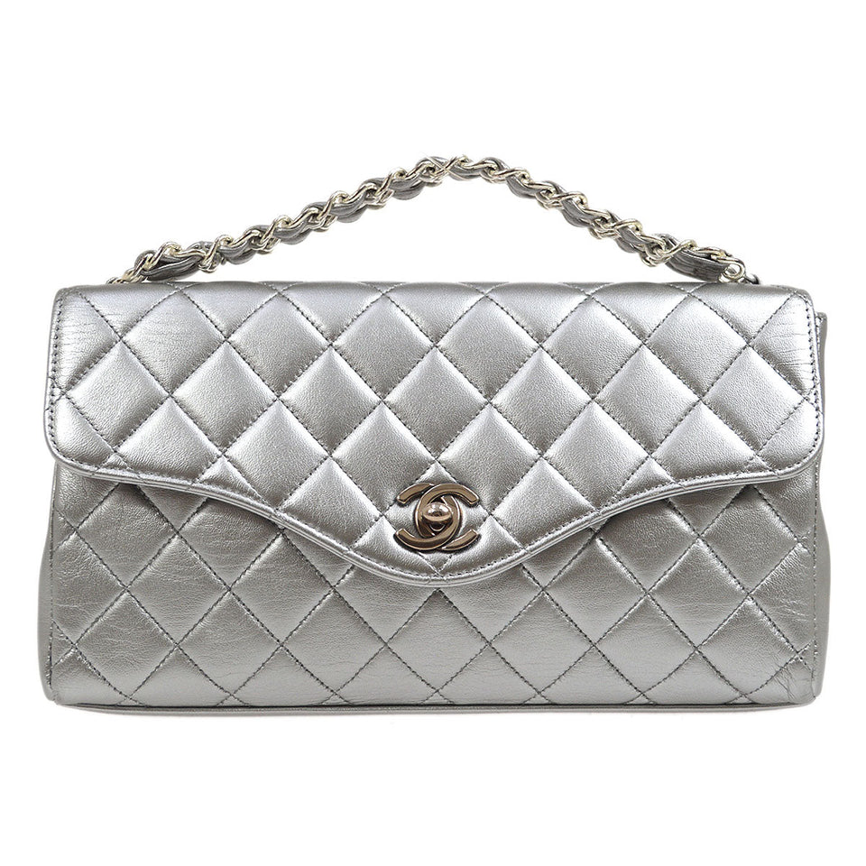 CHANEL 1996-1997 Flap Handbag