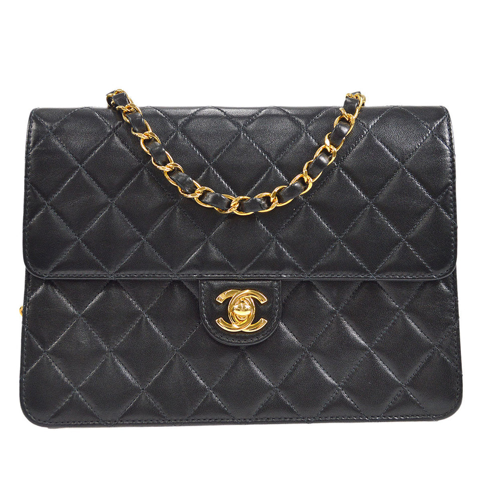CHANEL 2004-2005 Small Turnlock Half Flap