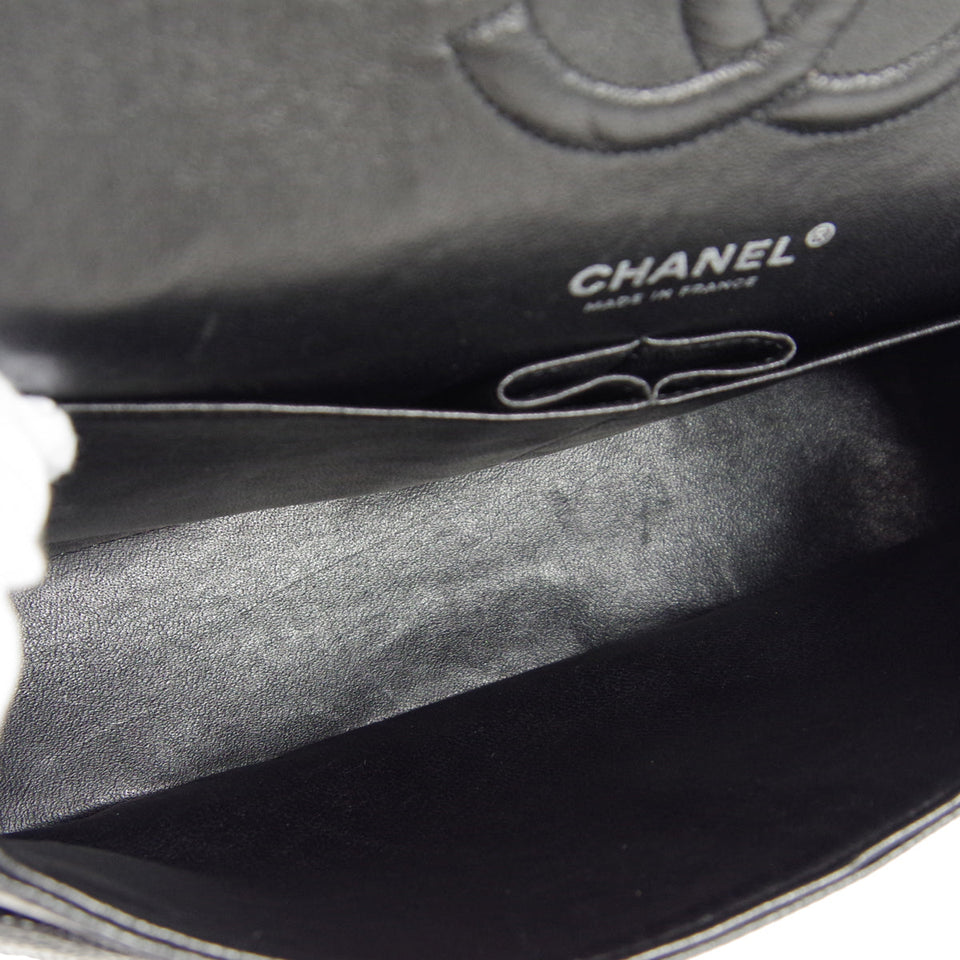 CHANEL 2005-2006 Classic Double Flap Medium SHW Black Caviar