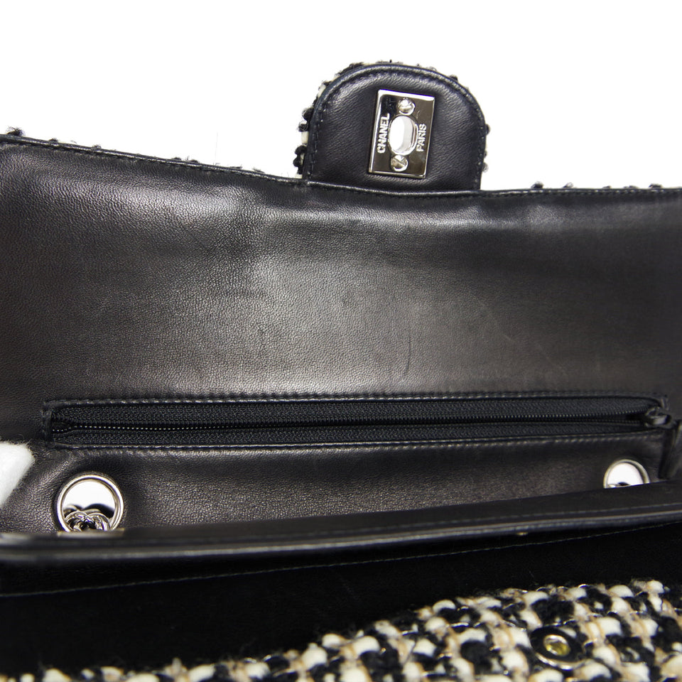 CHANEL 2001-2003 Classic Flap Medium Tweed