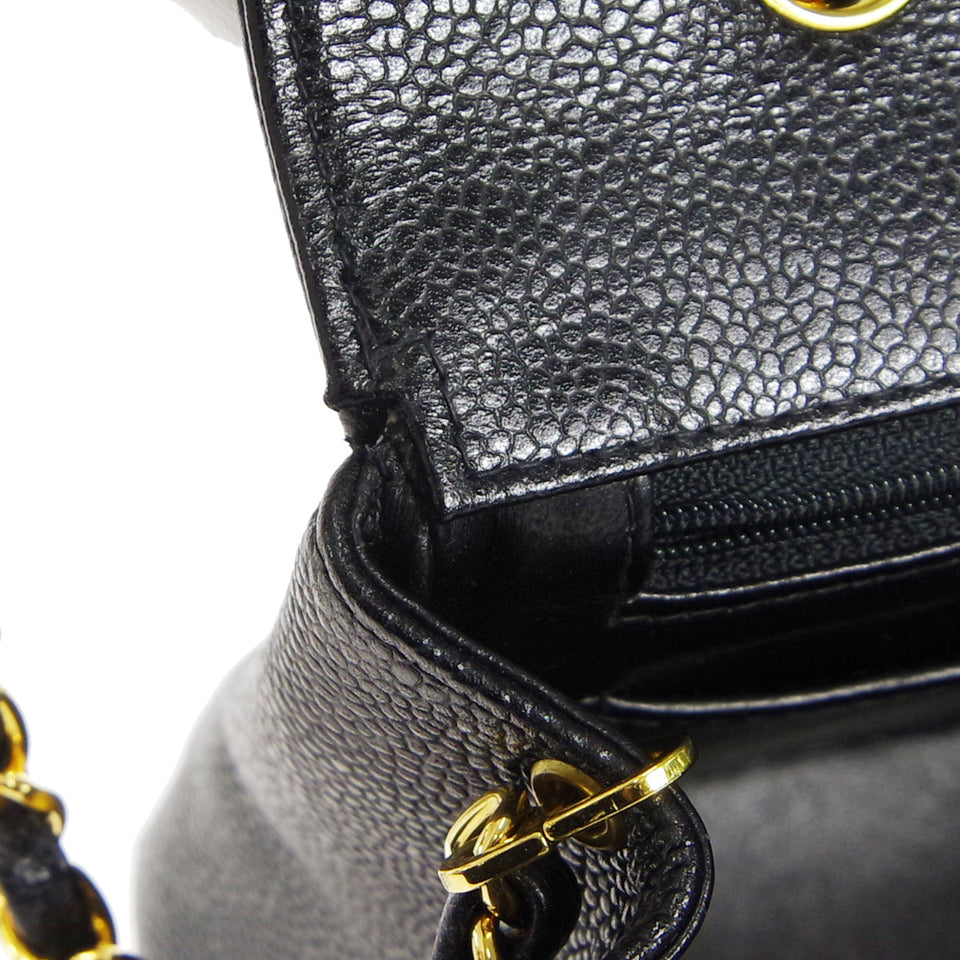 CHANEL 1997-1999 Tall Diana Flap Medium Black Caviar