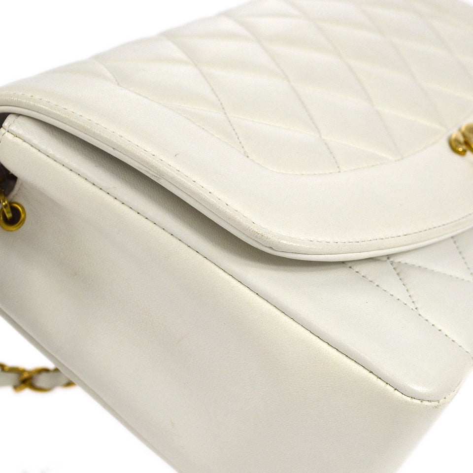 CHANEL 1994-1996 Diana Flap Medium White Lambskin