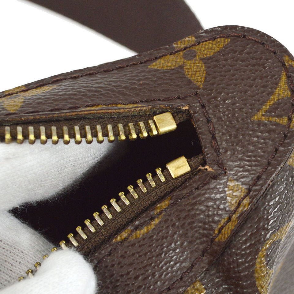 LOUIS VUITTON 2007 GERONIMOS BUM BAG M50211