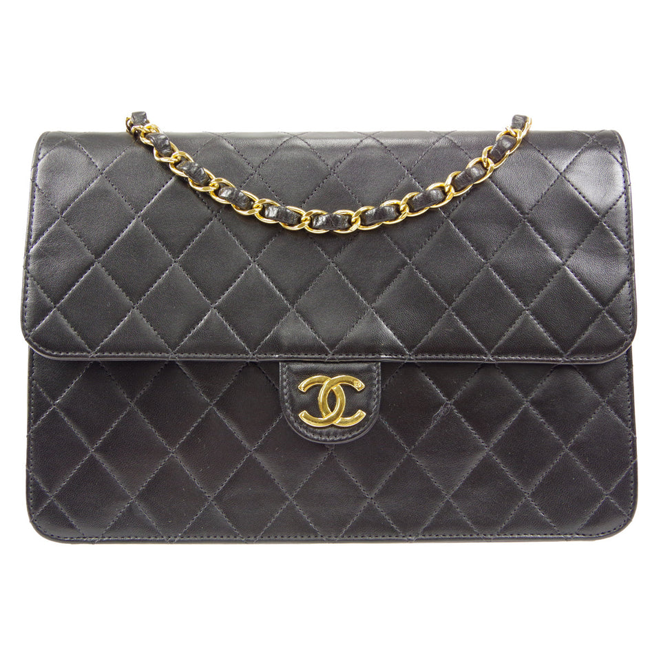 CHANEL 1996-1997 CC Pushlock Half Flap Medium Black Lambskin