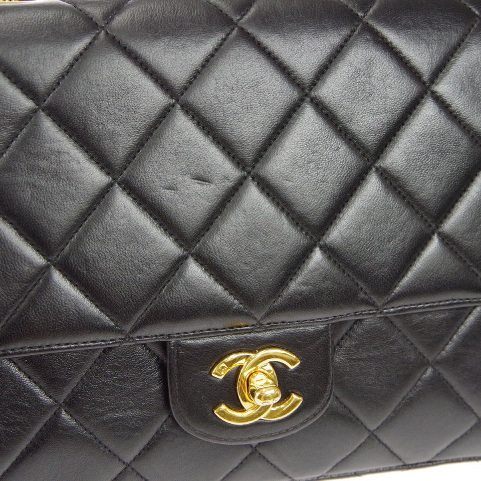 CHANEL 1996-1997 Border Flap Medium Black Lambskin