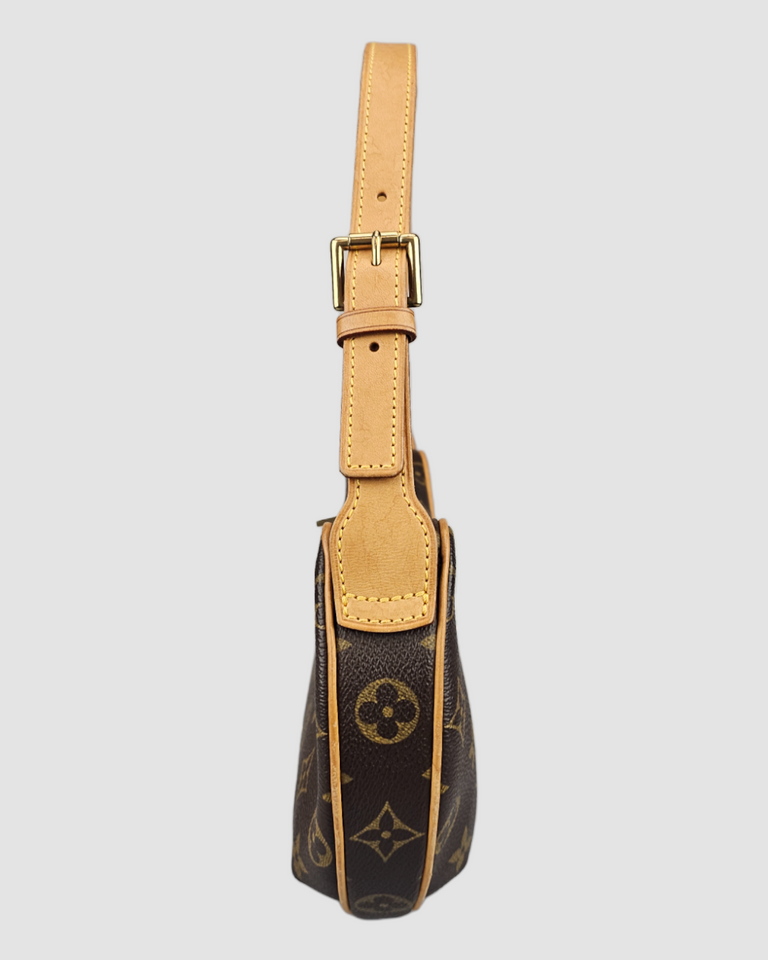 Louis Vuitton Croissant PM