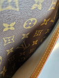 Louis Vuitton Reporter PM