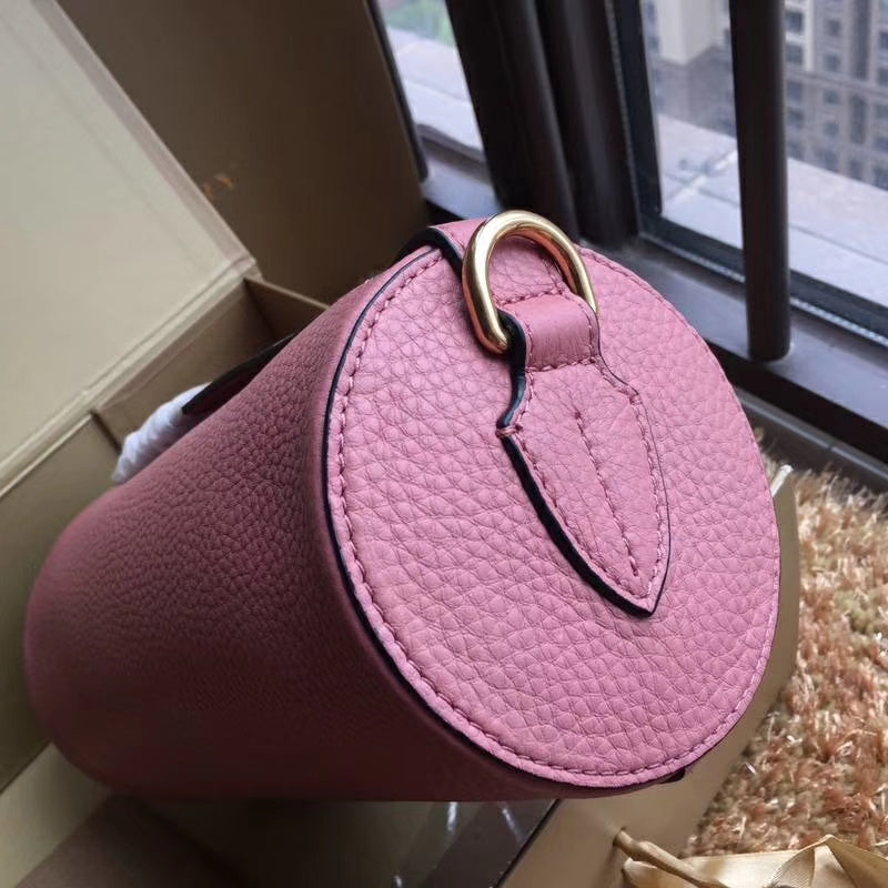 Burberry Bags - Bagsattire   455