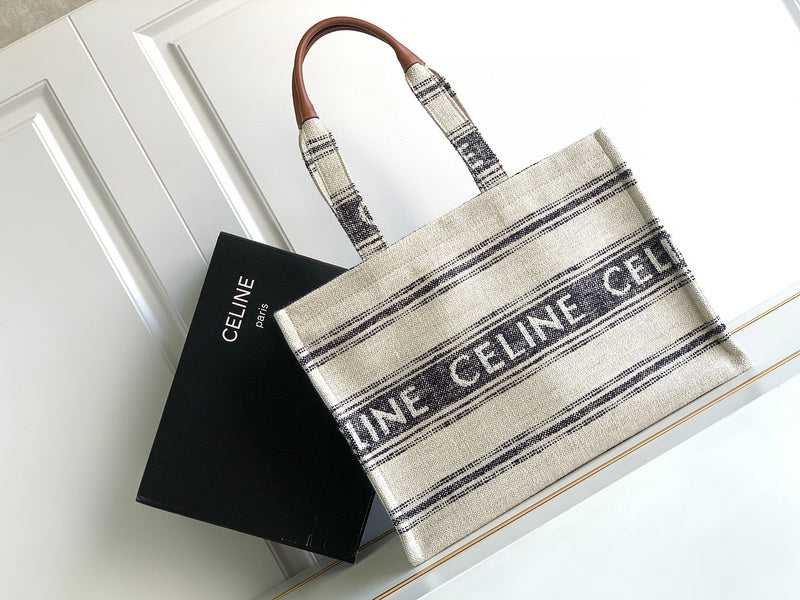 reeby bags - Chanel Bags - 678