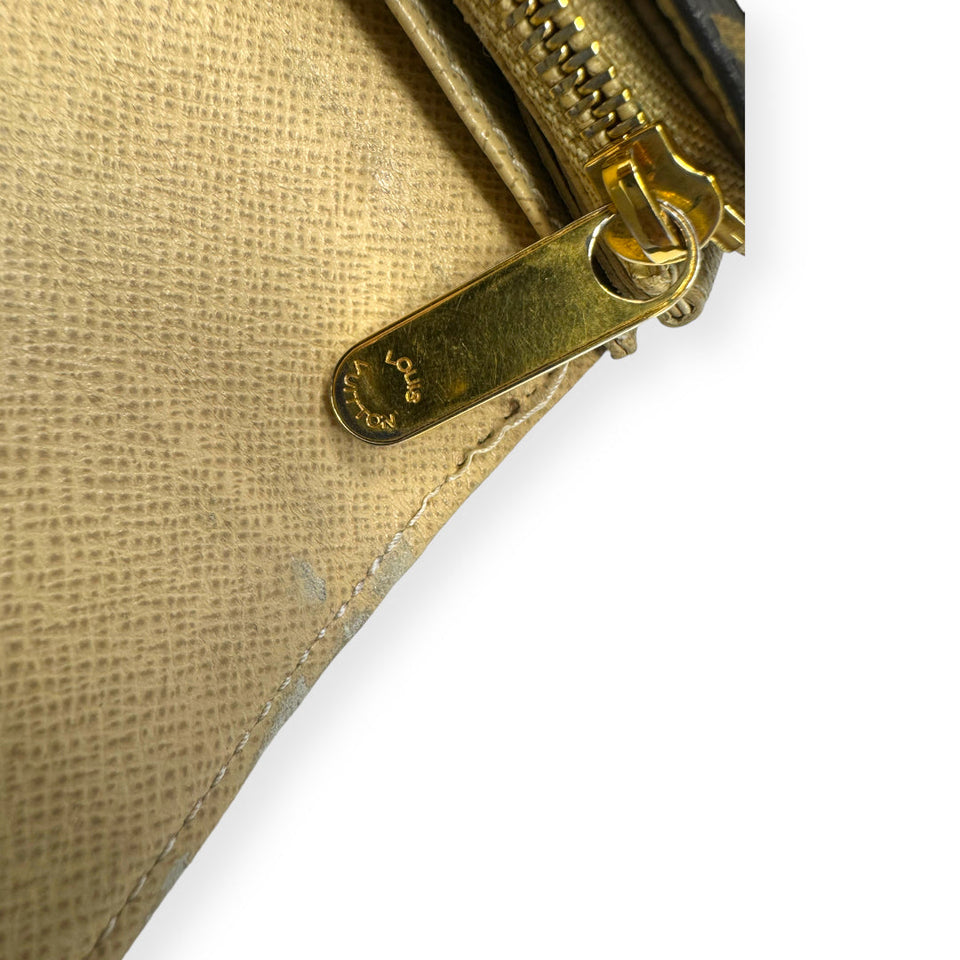 Porte Fauille Sara Dantelle Wallet Luxury Designer By Louis Vuitton  Size: Medium