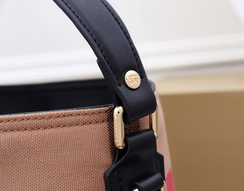 Burberry Bags - BG Bags - 609