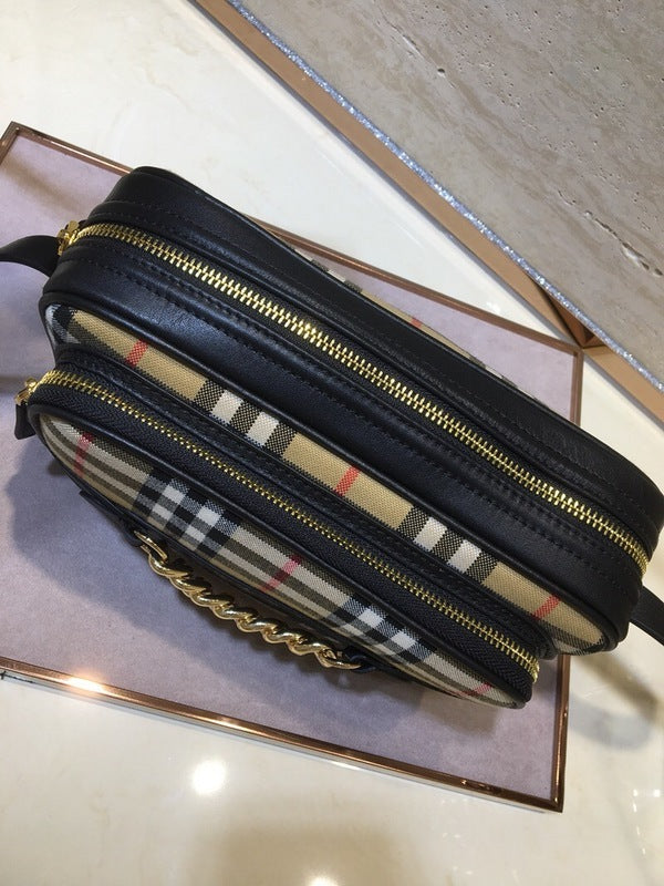 Burberry Bags - Bagsattire   369