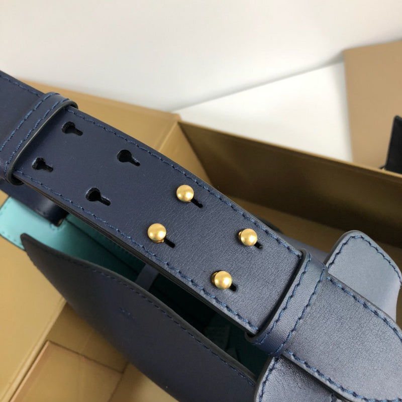 Burberry Bags - Bagsattire   338